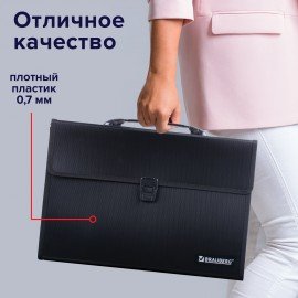 Папка-портфель пластиковая BRAUBERG А4+ (390х260х40 мм), 3 отделения, фактура линейная, черная, 221389