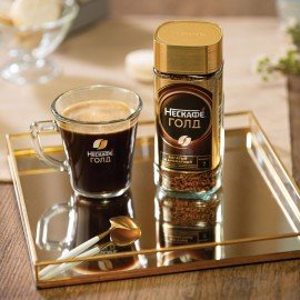 Кофе молотый в растворимом NESCAFE "Gold" 95 г, стеклянная банка, сублимированный, 12326188