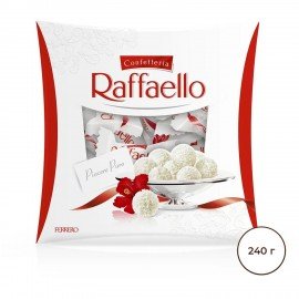 Конфеты RAFFAELLO с цельным миндальным орехом в кокосовой стружке 240 г, 9020000000995